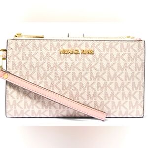 Michael Kors Wristlet NWT